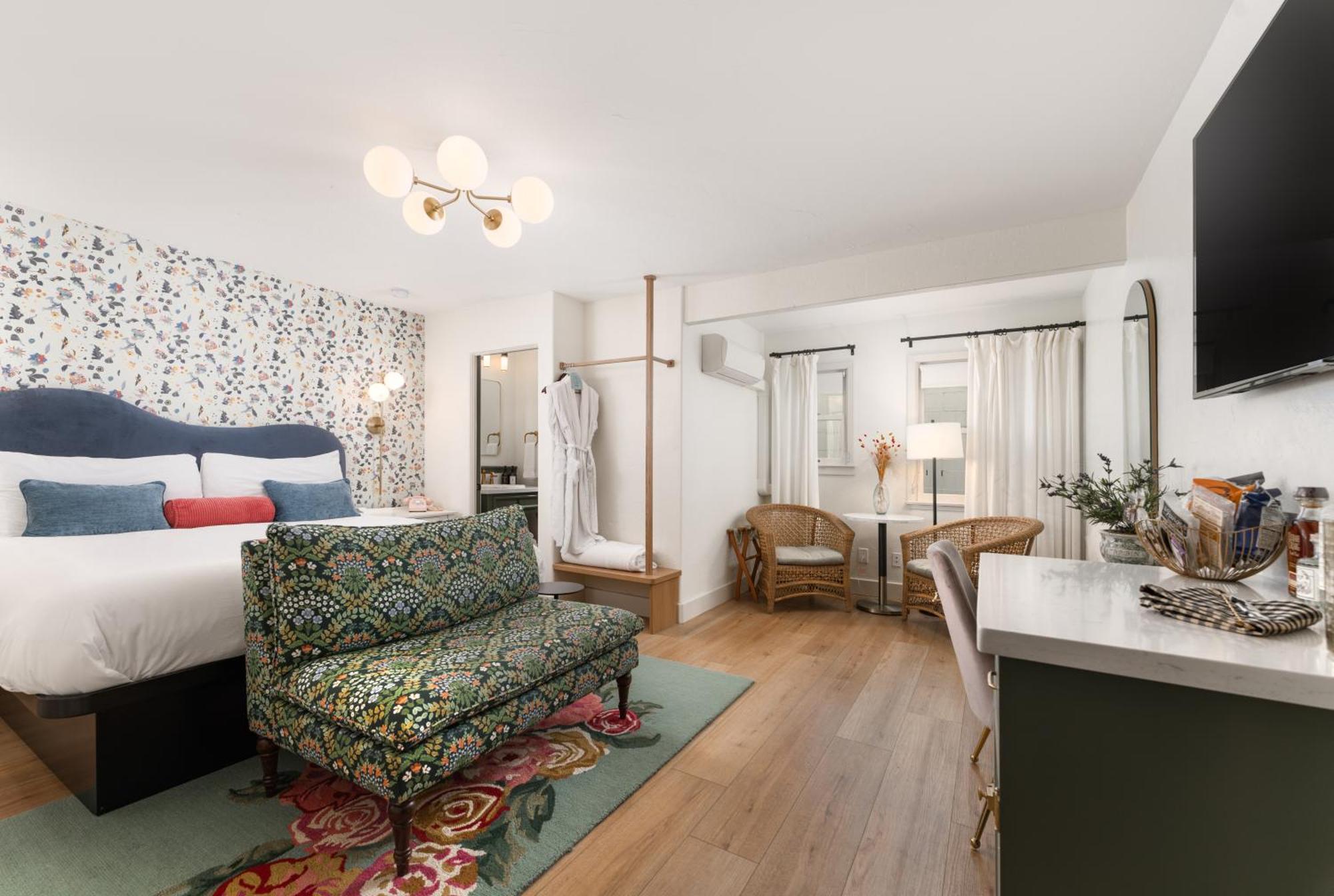 Petit Soleil - Bed, Breakfast And Bar Bed & Breakfast San Luis Obispo Ngoại thất bức ảnh