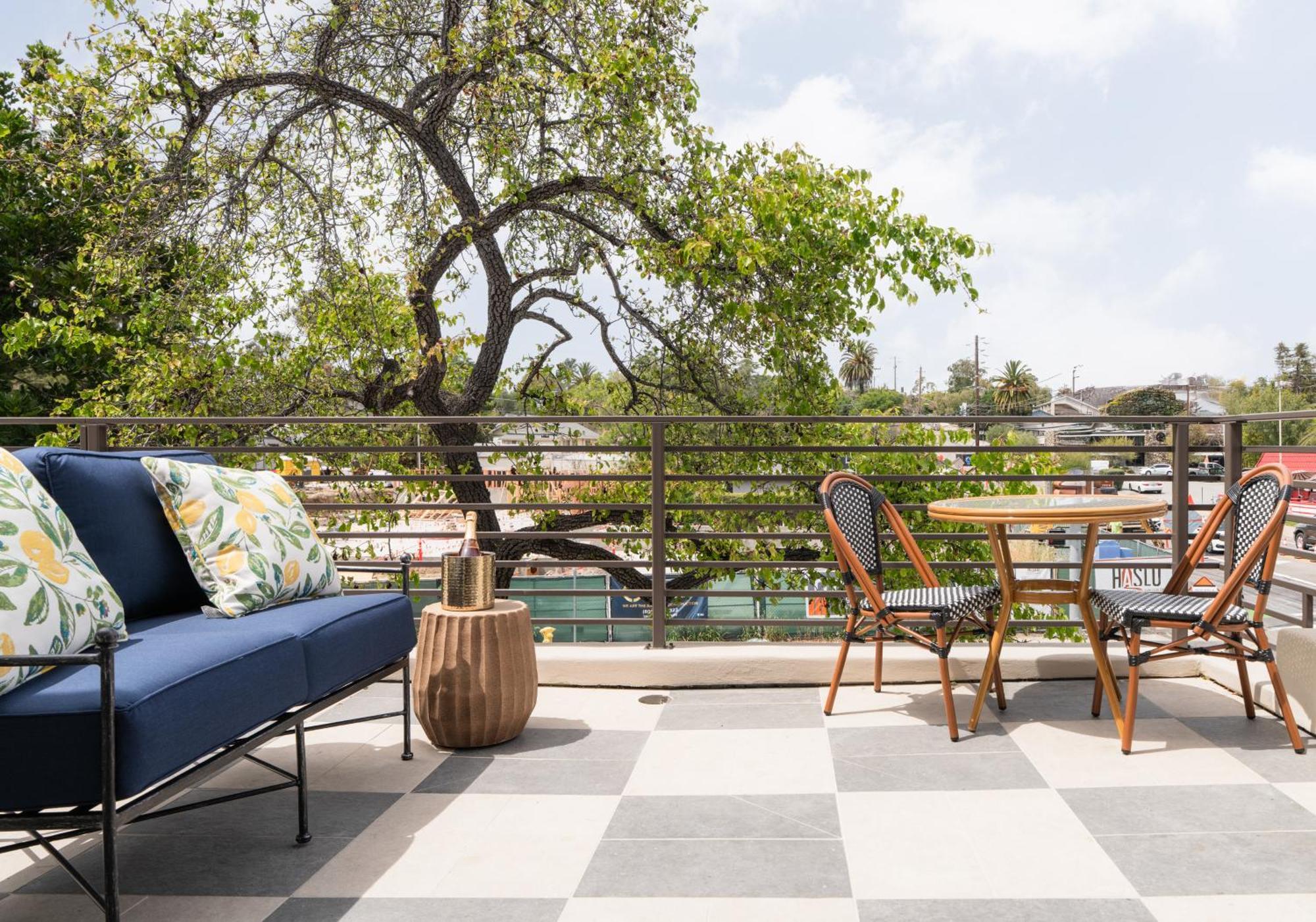 Petit Soleil - Bed, Breakfast And Bar Bed & Breakfast San Luis Obispo Ngoại thất bức ảnh